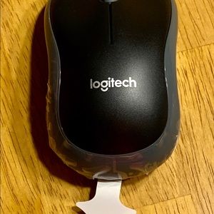 New in plastic Logitech wireless Mouse